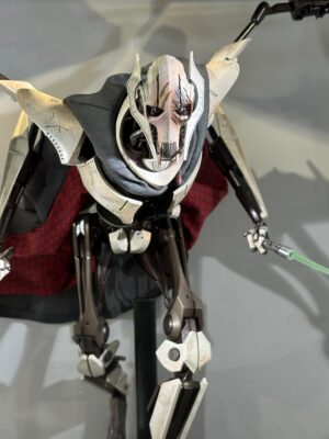 Hot Toys MMS760D67 Star Wars Episode III: Revenge of the Sith™
General Grievous™
1/6th scale Collectible Figure