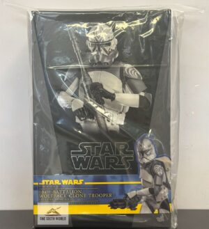 Hot Toys TMS143 Star Wars: The Clone Wars™
104th Battalion Wolfpack Clone Trooper™ (Deluxe Ver.)
1/6th scale Collectible Figure