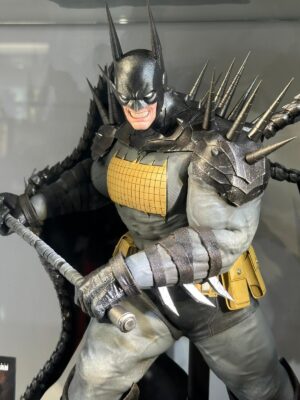 Hot Toys CMS030 Absolute Batman
Batman™
1/6th scale Collectible Figure