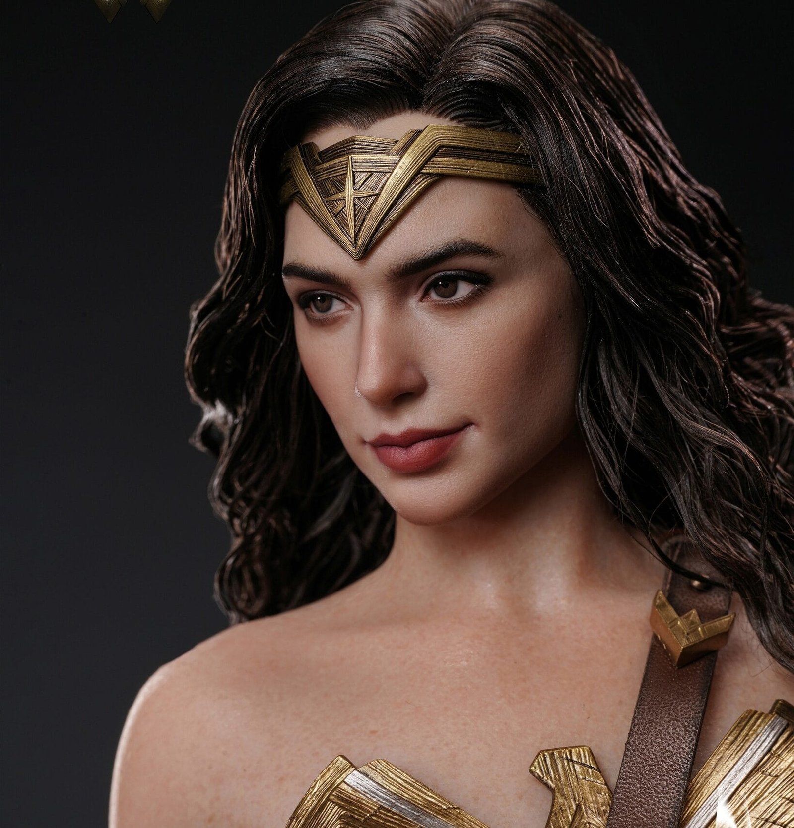 INART A023 Batman v Superman: Dawn of Justice Wonder Woman 1/6th scale Collectible Figure - Image 2