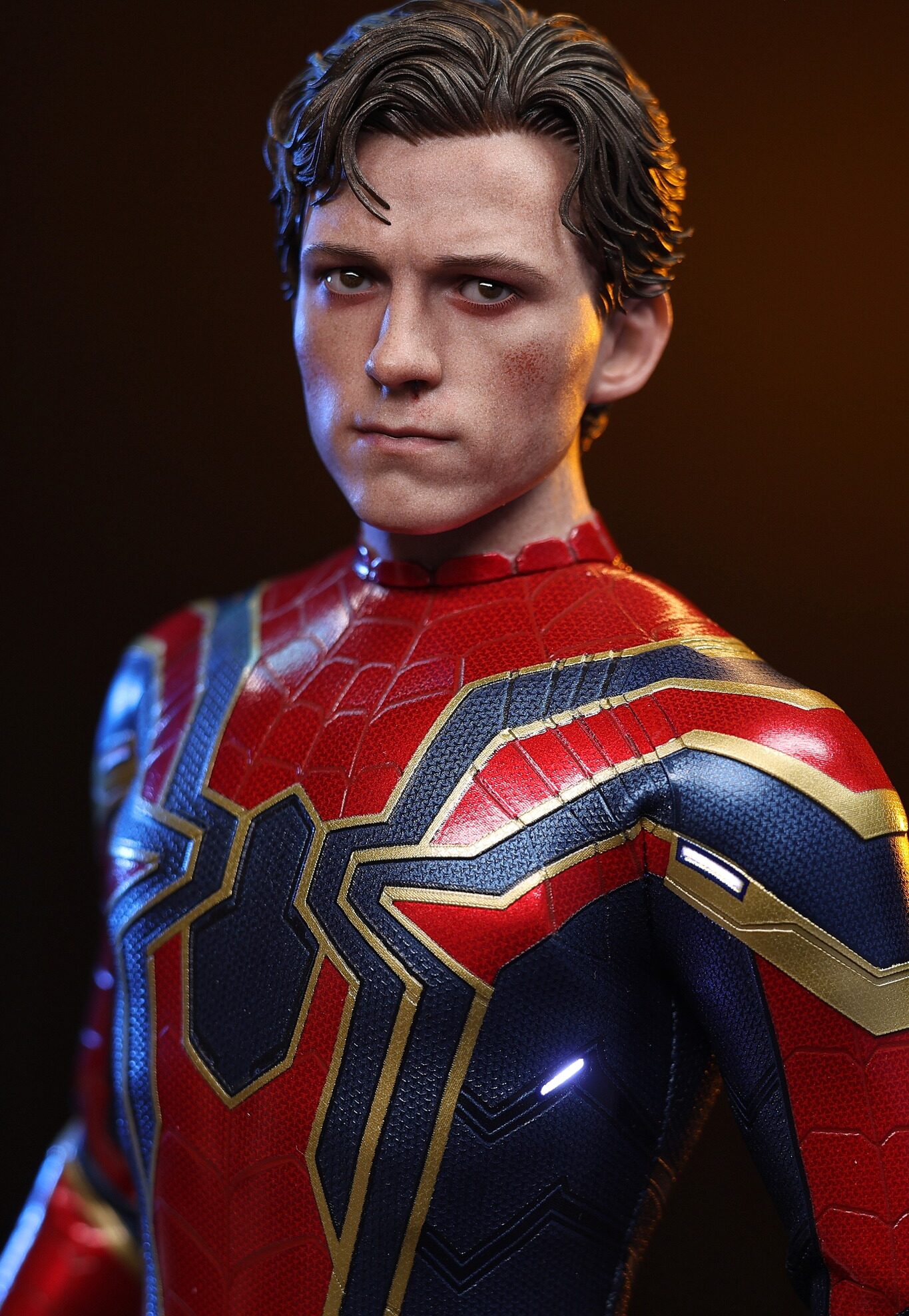 Hot Toys MMS761 Avengers: Endgame
Iron Spider
1/6th scale Collectible Figure - Image 2