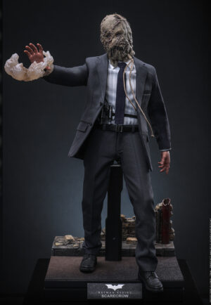 Hot Toys MMS801 Batman Begins
Scarecrow™ 2.0
1/6th scale Collectible Figure