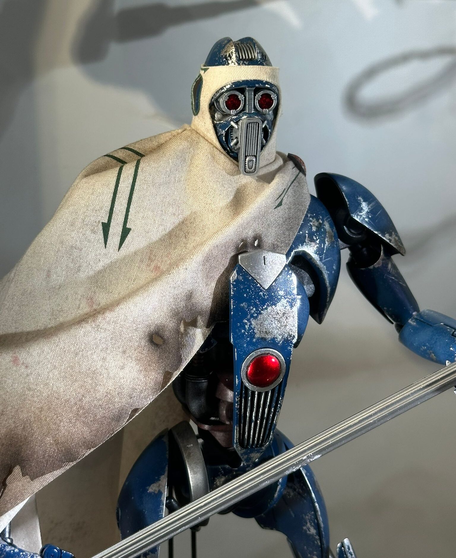 Hot Toys MMS856 Star Wars: Revenge of the Sith™
MagnaGuard™
1/6th scale Collectible Figure - Image 2