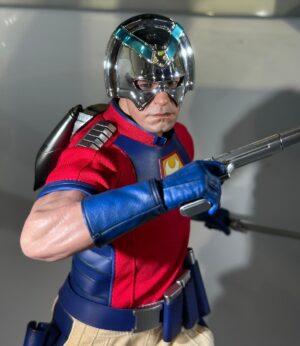 Hot Toys TMS166 Peacemaker Season 2
Peacemaker
1/6th scale Collectible Figure