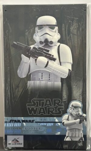 Hot Toys MMS736 Star Wars™
Stormtrooper™ with Death Star™
1/6th scale Collectible Set