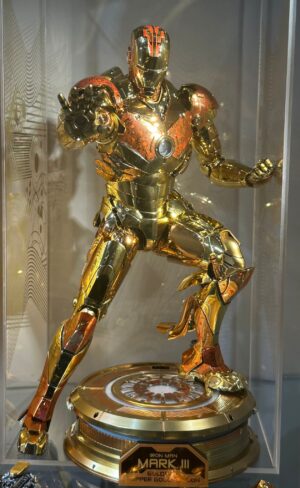 Hot Toys MMS848D78B Iron ManIron Man Mark III (Golden & Copper Gold Version)[Hot Toys Exclusive] Special Edition1/6th scale Collectible Figure