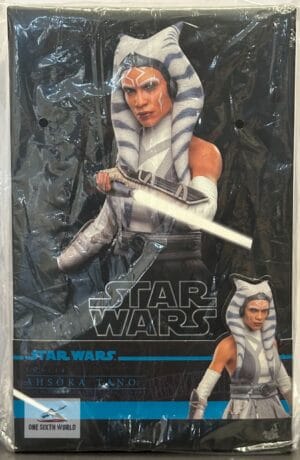 Hot Toys TMS118 Star Wars: Ahsoka™
Ahsoka Tano™
1/6th scale Collectible Figure