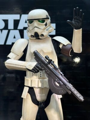 Hot Toys MMS837 Star Wars: The Mandalorian & Grogu™
Imperial Remnant Stormtrooper™ (Deluxe Version)
1/6th scale Collectible Figure