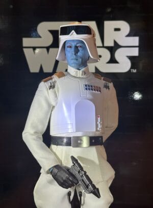 Hot Toys TMS169 Star Wars: Rebels™
Grand Admiral Thrawn™ (Imperial Armor)
[Hot Toys Exclusive]
1/6th scale Collectible Figure