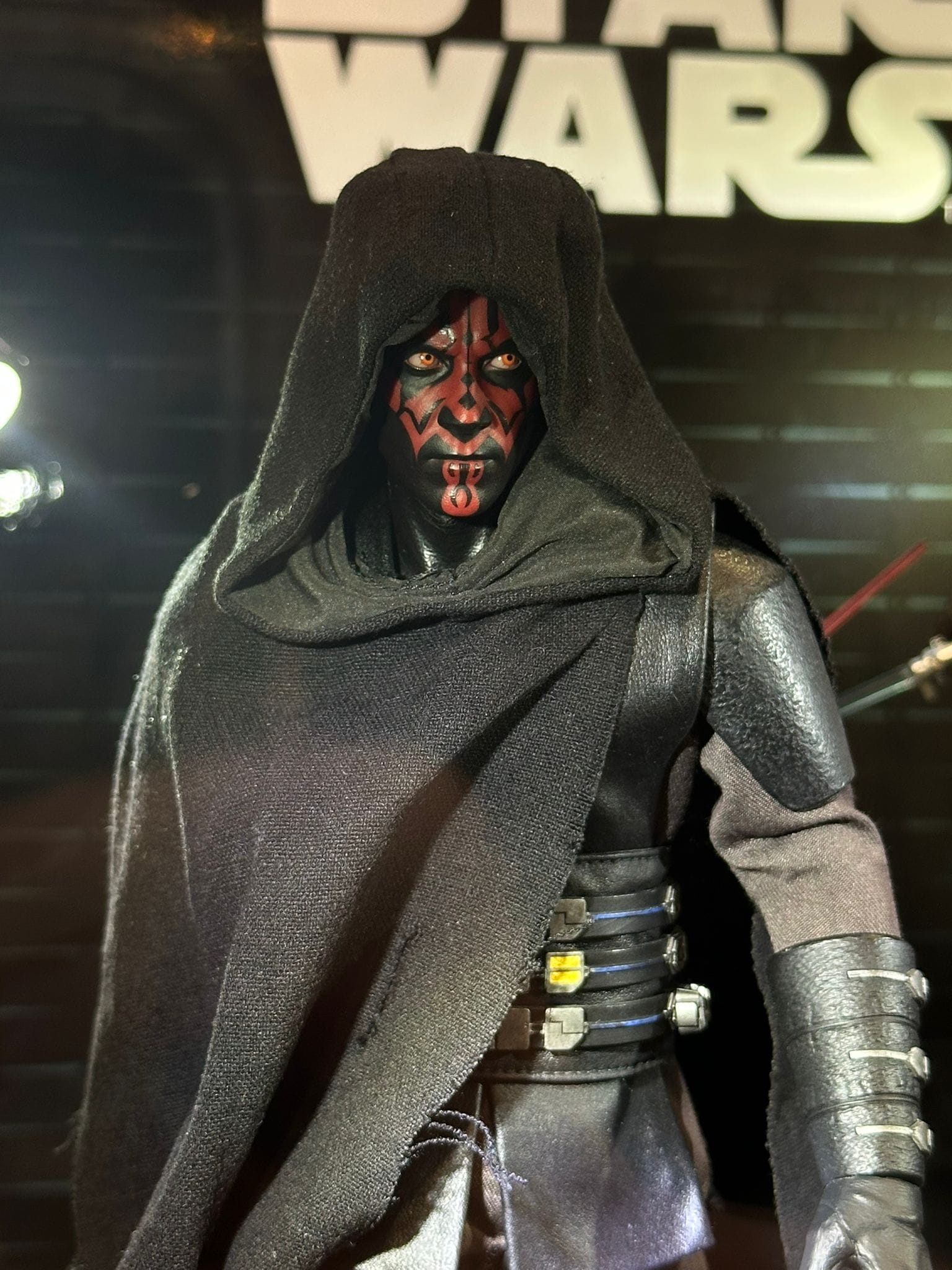 Hot Toys TMS187 Star Wars: Maul – Shadow Lord™
Maul™
1/6th scale Collectible Figure