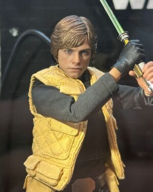 Hot Toys CMS035 Star Wars™
Luke Skywalker™ (Shadows Of The Empire)
[Hot Toys Exclusive]
1/6th scale Collectible Figure