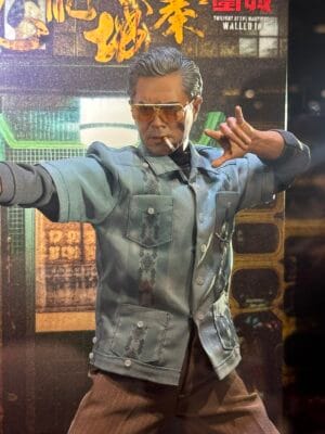 Hot Toys MMS858 Twilight of the Warriors: Walled In
Cyclone
[Hot Toys Exclusive]
1/6th scale Collectible Figure