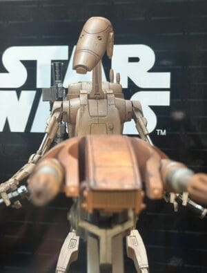 Hot Toys MMS887 Star Wars: The Phantom Menace™
Battle Droid™ & STAP™
1/6th scale Collectible Set