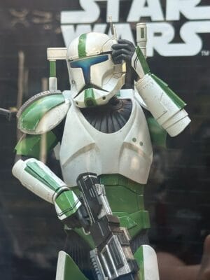 Hot Toys TMS189 Star Wars: The Clone Wars™
Clone Commando Fixer™
[Hot Toys Exclusive]
1/6th scale Collectible Figure