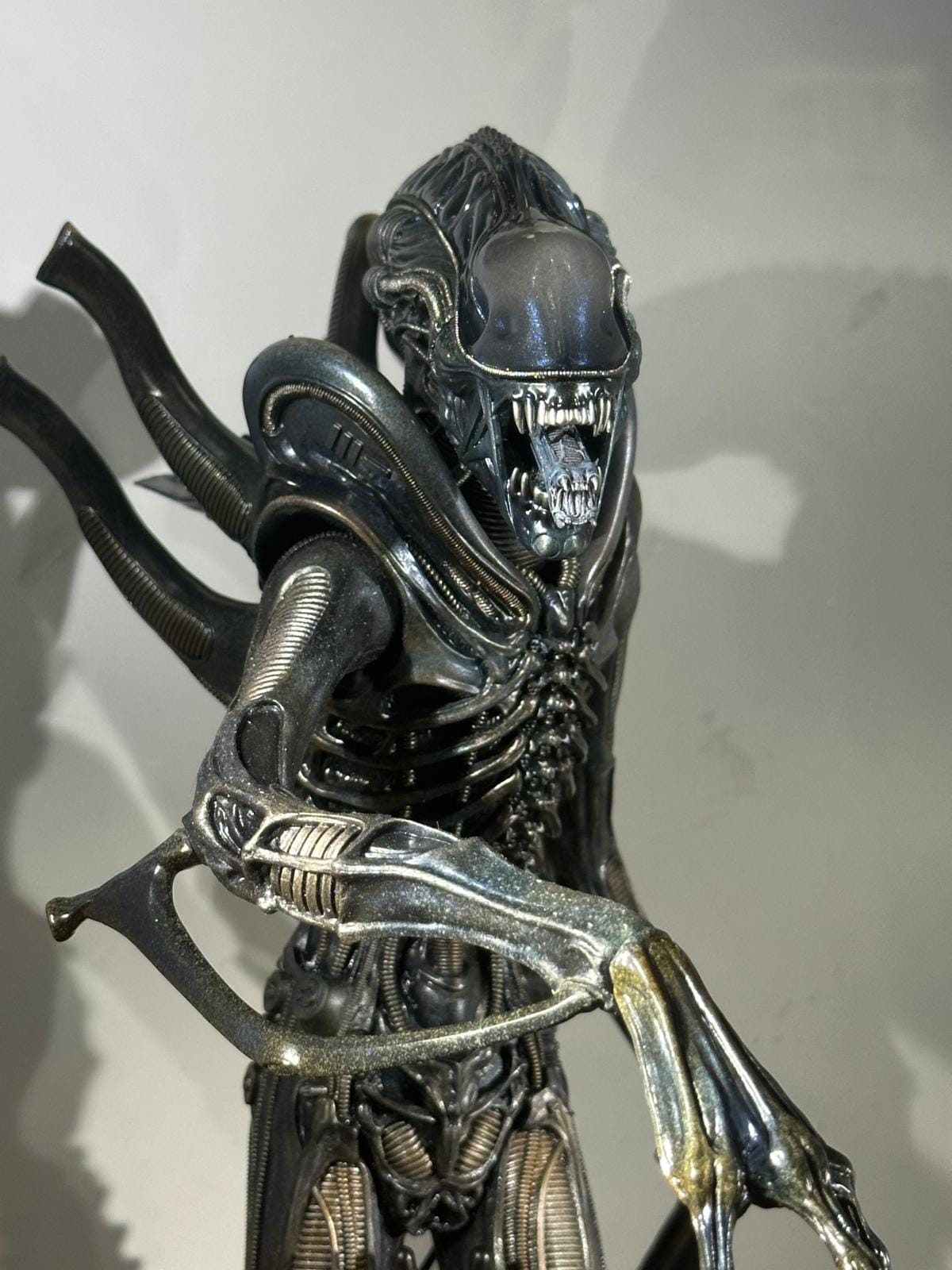 Hot Toys MMS899 Aliens
Alien Warrior (Deluxe Version)
1/6th scale Collectible Figure - Image 4