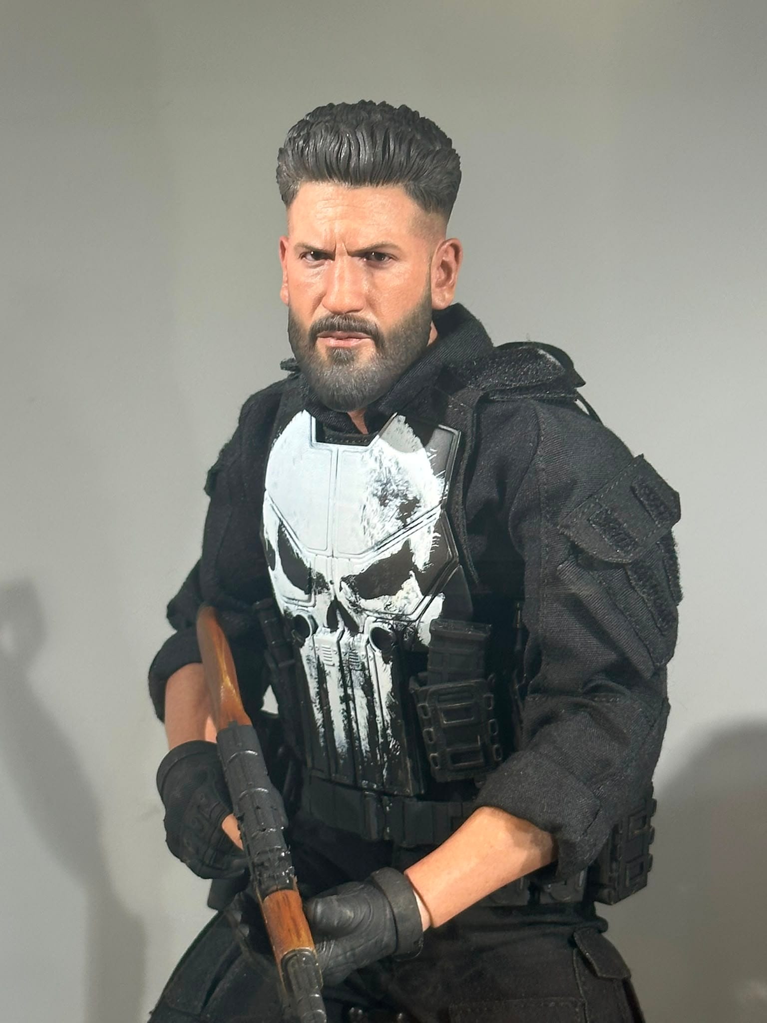 Hot Toys TMS190 The Punisher: One Last Kill
The Punisher
1/6th scale Collectible Figure - Image 3