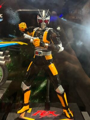 Hot Toys TMS181 Kamen Rider Black RX
RoboRider
1/6th scale Collectible Figure