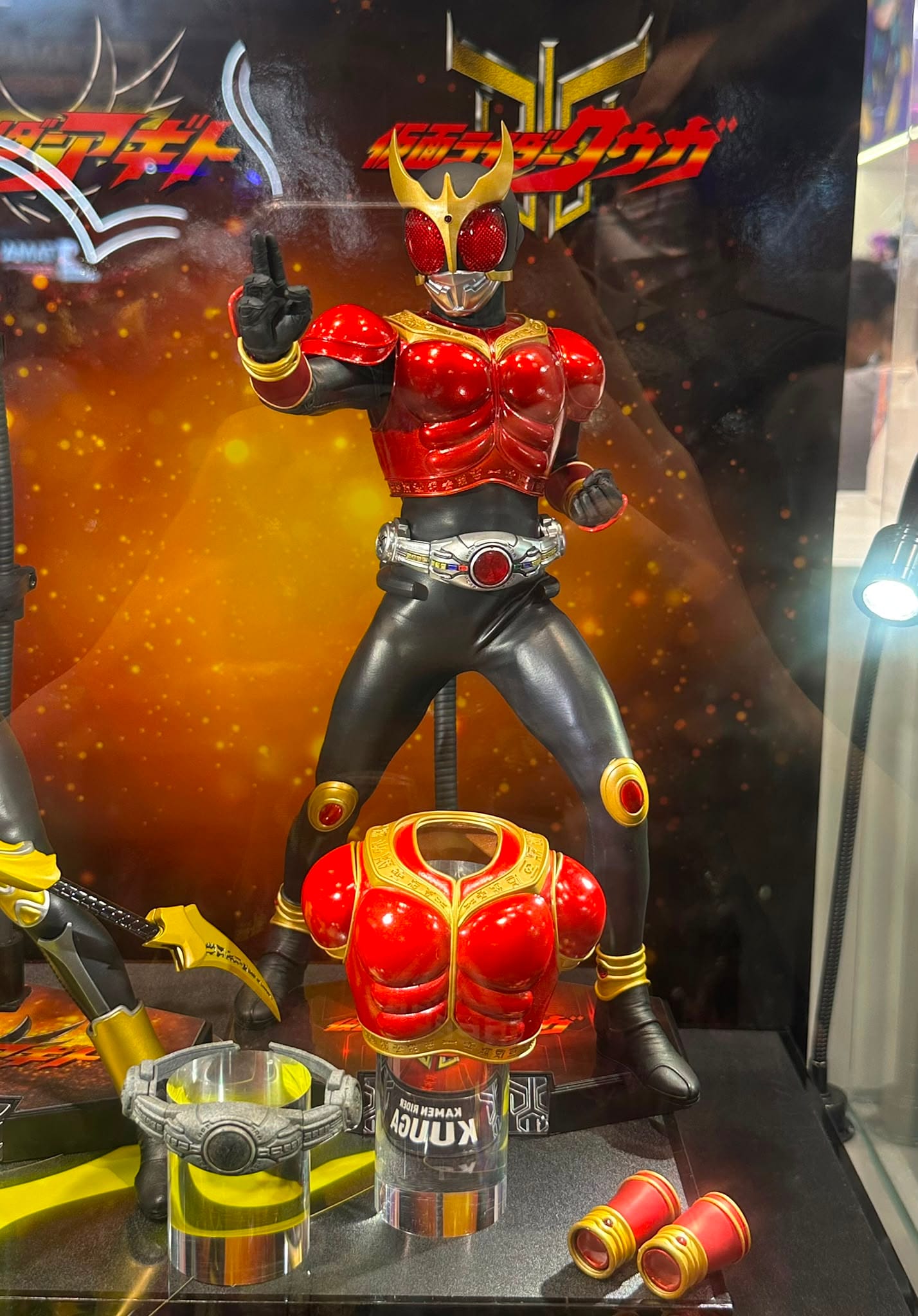 Hot Toys TMS191B Kamen Rider Kuuga
Kamen Rider Kuuga Special Edition
1/6th scale Collectible Figure - Image 2