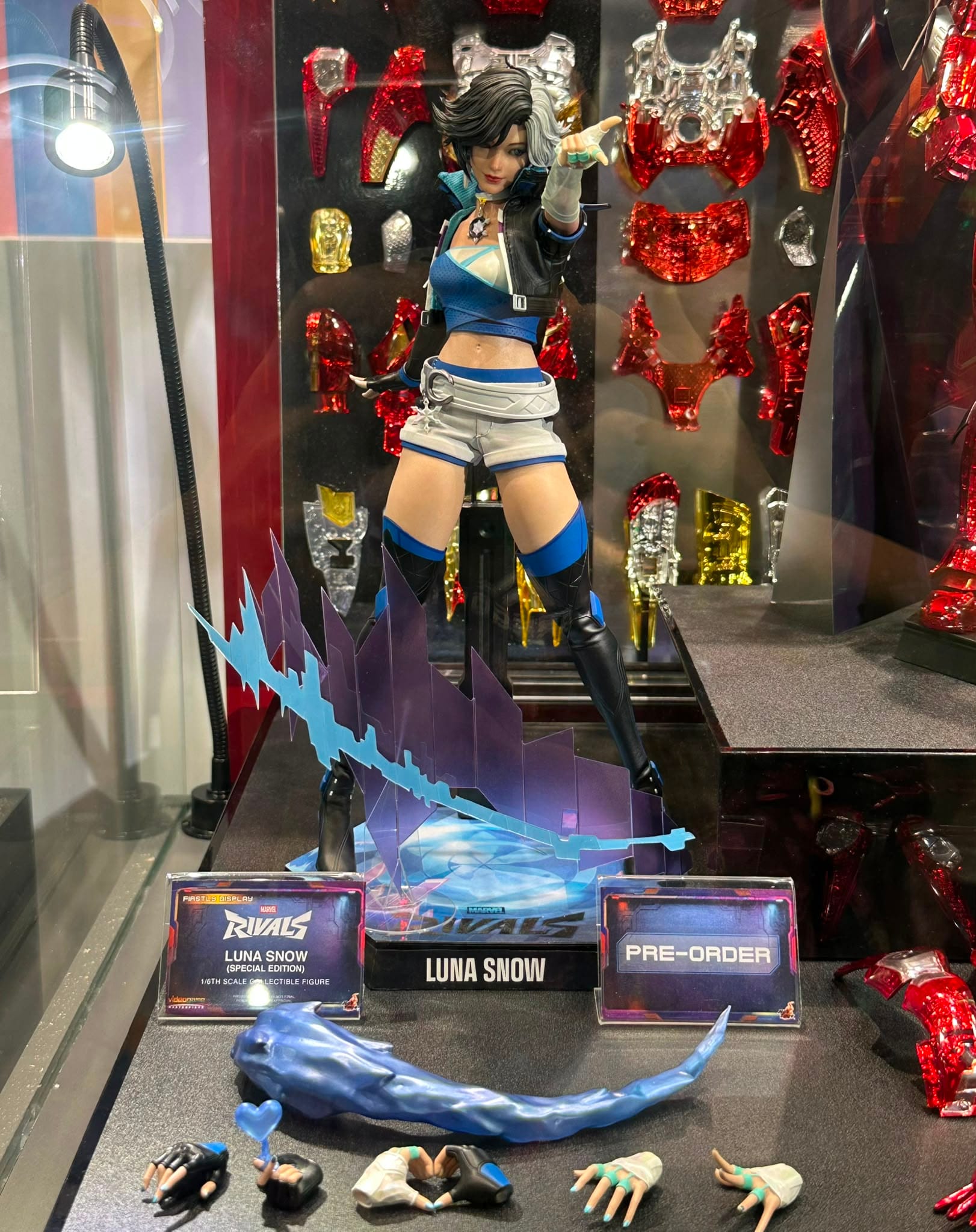 Hot Toys VGM88B Marvel Rivals
Luna Snow Special Edition
1/6th scale Collectible Figure - Image 2