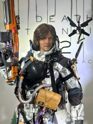 Hot Toys VGM90AE Death Stranding 2: On the Beach
Sam (Junji Ito Suit)
(Artisan Edition) [Hot Toys Exclusive]
1/6th scale Collectible Figure