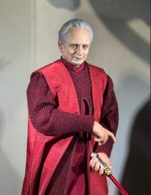 Hot Toys MMS805 Star Wars: Episode III – Revenge of the Sith™
Palpatine (Darth Sidious)™
1/6th scale Collectible Figure