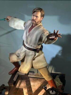 Hot Toys MMS843 Star Wars: Revenge of the Sith™
Obi-Wan Kenobi™ (Mustafar)
1/6th scale Collectible Figure