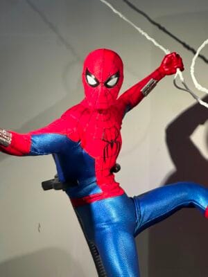Hot Toys MMS892 Spider-Man: Brand New Day
Spider-Man
1/6th scale Collectible Figure