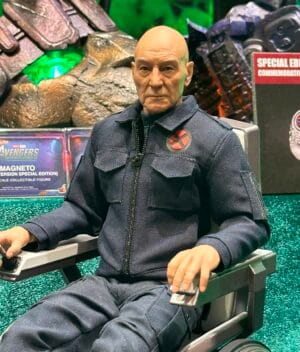 Hot Toys MMS917 Avengers: Doomsday
Professor X
1/6th scale Collectible Figure